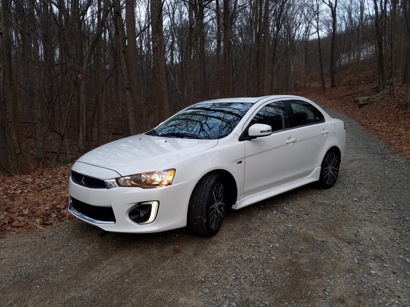Illustration for article titled 2017 Mitsubishi Lancer Full Review: The Perfect Car For The Non-Enthusiast.
